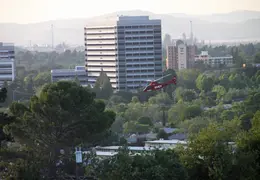 LifeFlight Helicopter At Loma Vista School May 2012 18