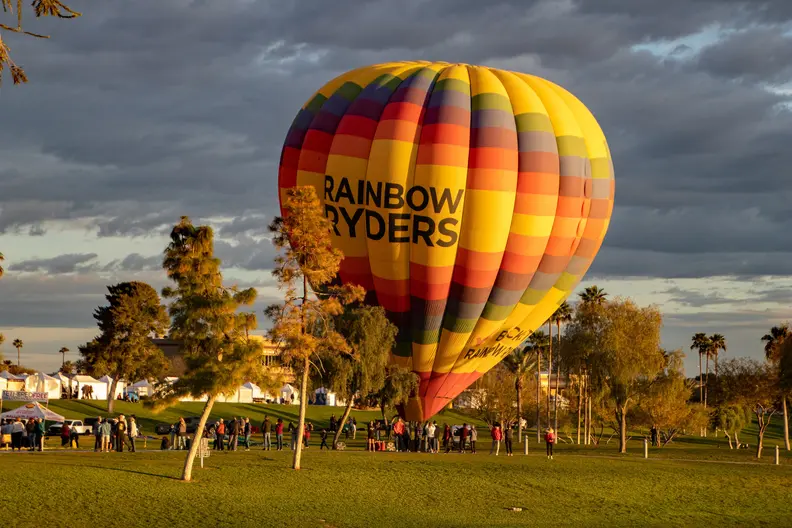 Fountain_Hills_50th_Anniversary_Balloon_Event_20240225_005.webp