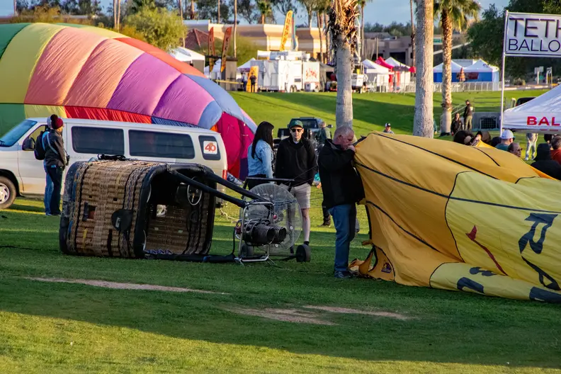 Fountain_Hills_50th_Anniversary_Balloon_Event_20240225_011.webp
