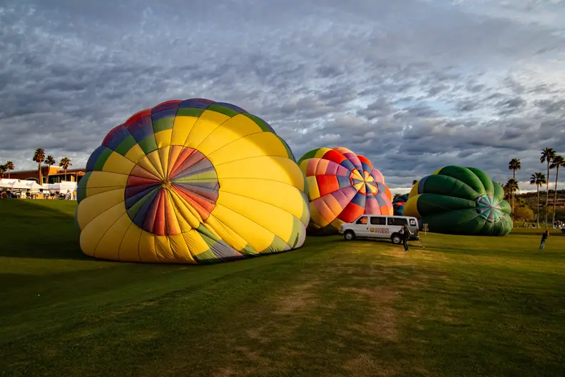 Fountain_Hills_50th_Anniversary_Balloon_Event_20240225_025.webp
