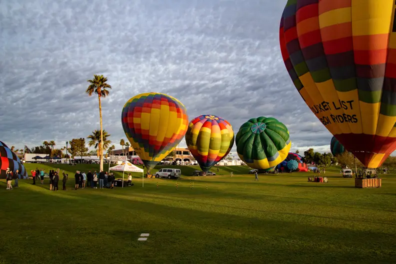 Fountain_Hills_50th_Anniversary_Balloon_Event_20240225_046.webp