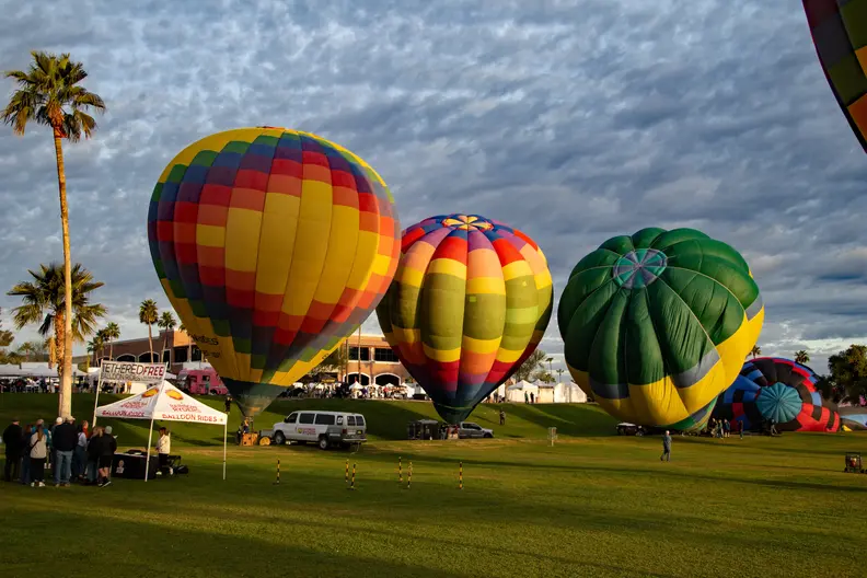 Fountain_Hills_50th_Anniversary_Balloon_Event_20240225_047.webp