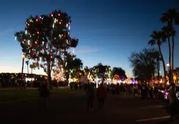 Fountain Hills Stroll In The Glow 20231202 19