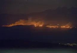 Four Peaks Brush Fire 20230604 9-30pm 04