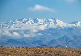 Four Peaks w Clouds n Snow 20250308 09