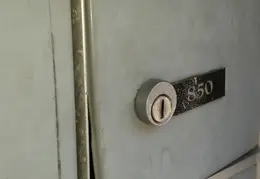 Mailbox Attempted Breakin 20160420 1