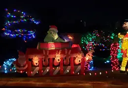 Neighborhood Christmas Lights 2022 17