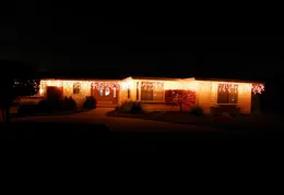 Neighbors Xmas Lights Dec 2009 03