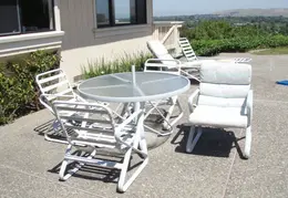 Old Patio Furniture P5130001