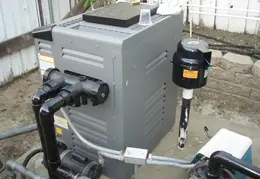Pool Equipment 845 Ridge Dr 07