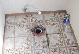 Toilet Retrofitting March 2010 0009