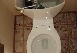 Toilet Retrofitting March 2010 0013