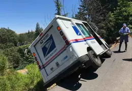 USPS Truck Ridge Park Lane 01
