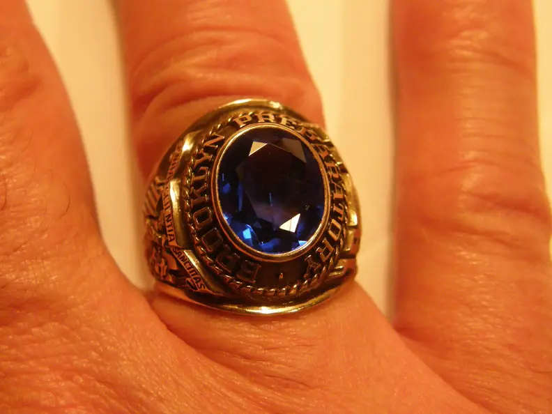 Class_Ring_06.webp