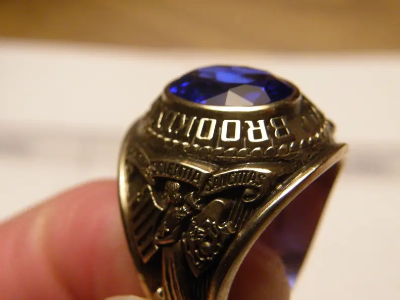 Class_Ring_08.webp