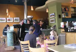 Pacific Bay Coffee Flutopia 2005 001