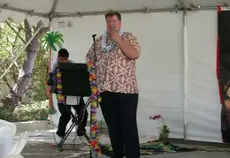 PGandE FFIOC Luau At Work 2001 007