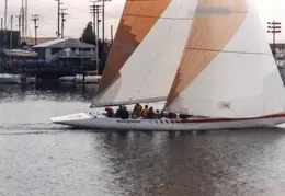 Americas Cup Yachts 1985