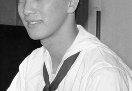 Tom Low 005