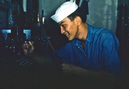 Tom Low 016