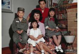 Tom Low 055a